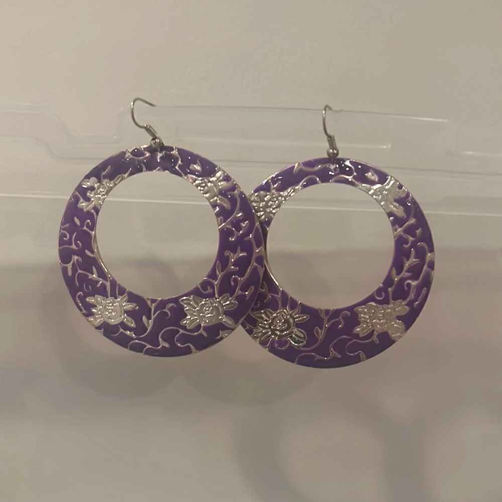 🎉1 hr sale🎉Purple earring
